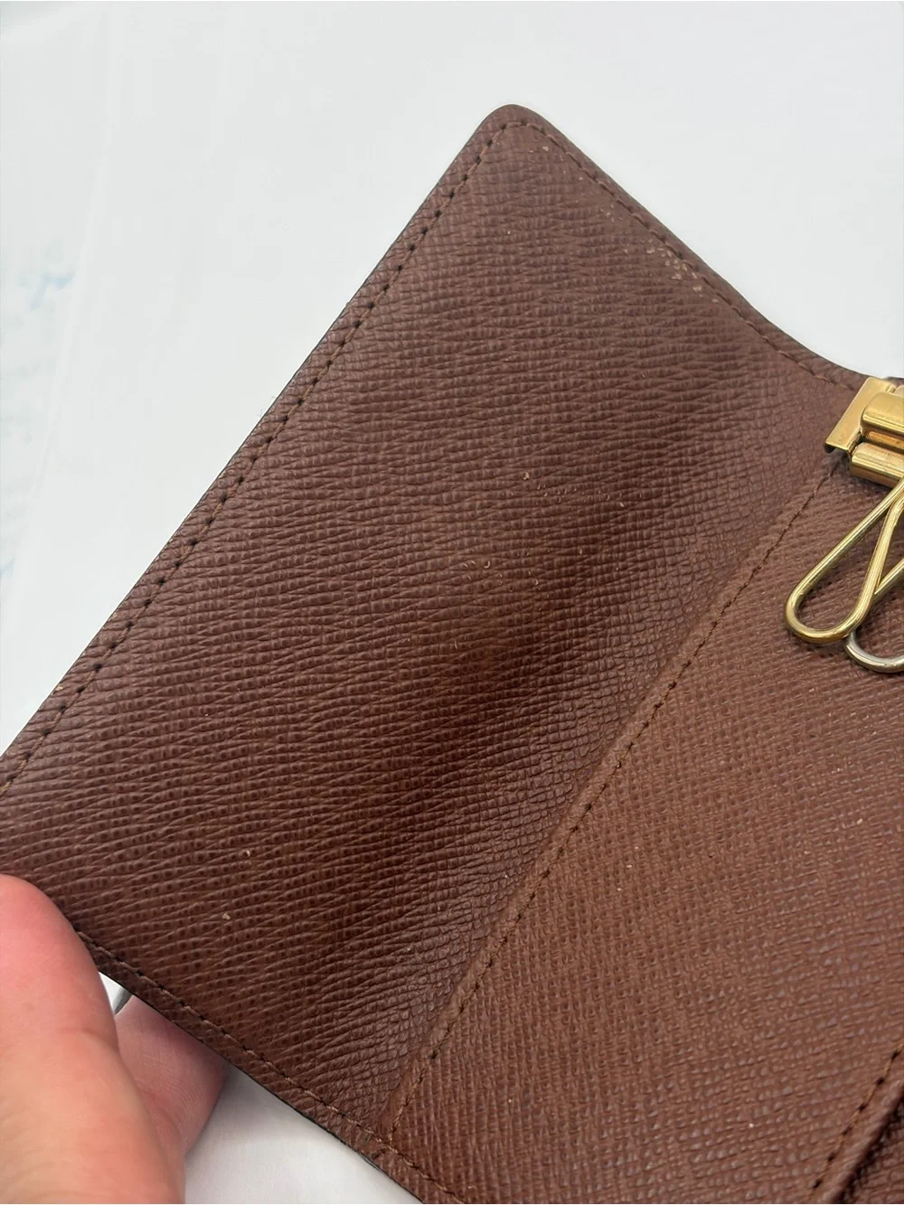 Authentic Louis Vuitton 4 Key Holder